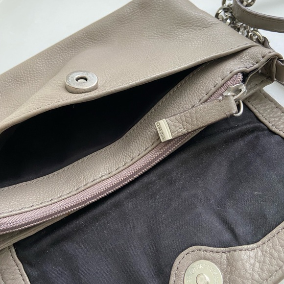 Calvin Klein Crossbody Bag - Picture 7 of 8